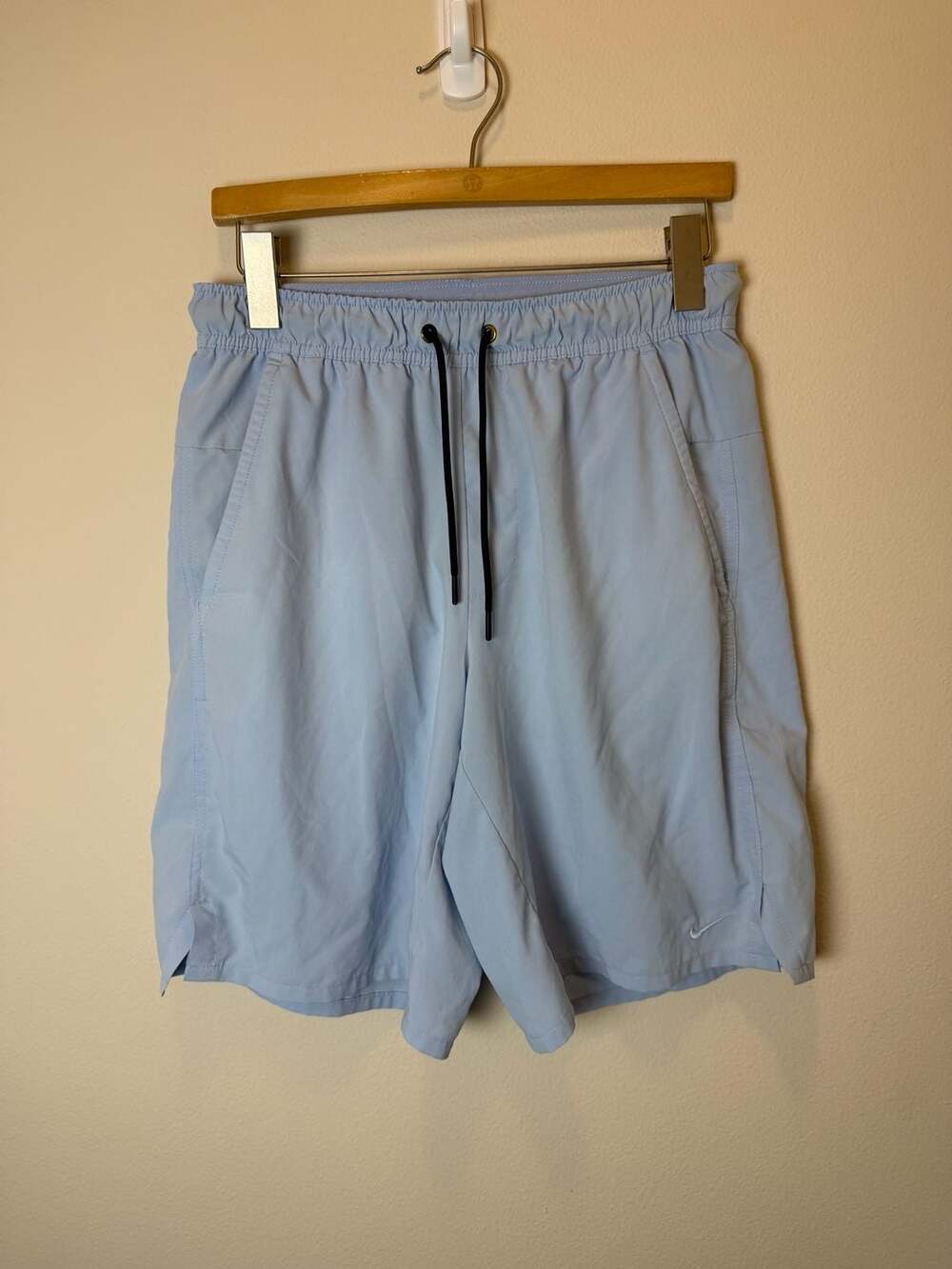Nike Dri-FIT Shorts Size S Light Blue Athletic Training